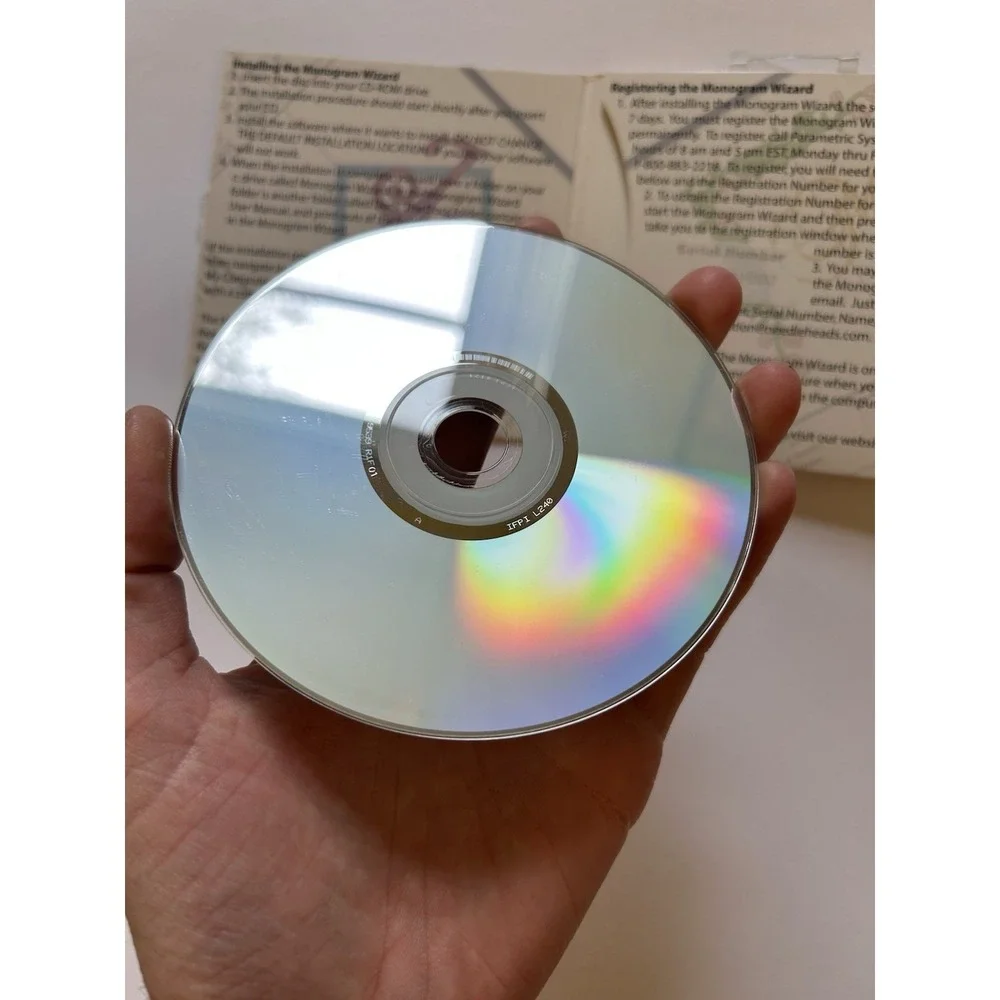 PRE-OWNED Needleheads Monogram Wizard Embroidery Software Software *READ*